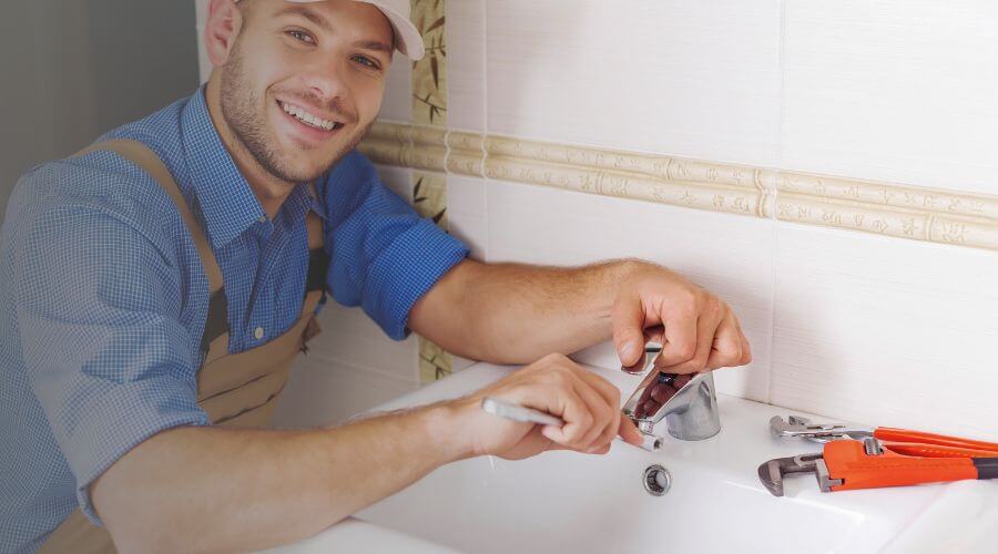 Professional clogged drains services in Cedarpines Park, CA